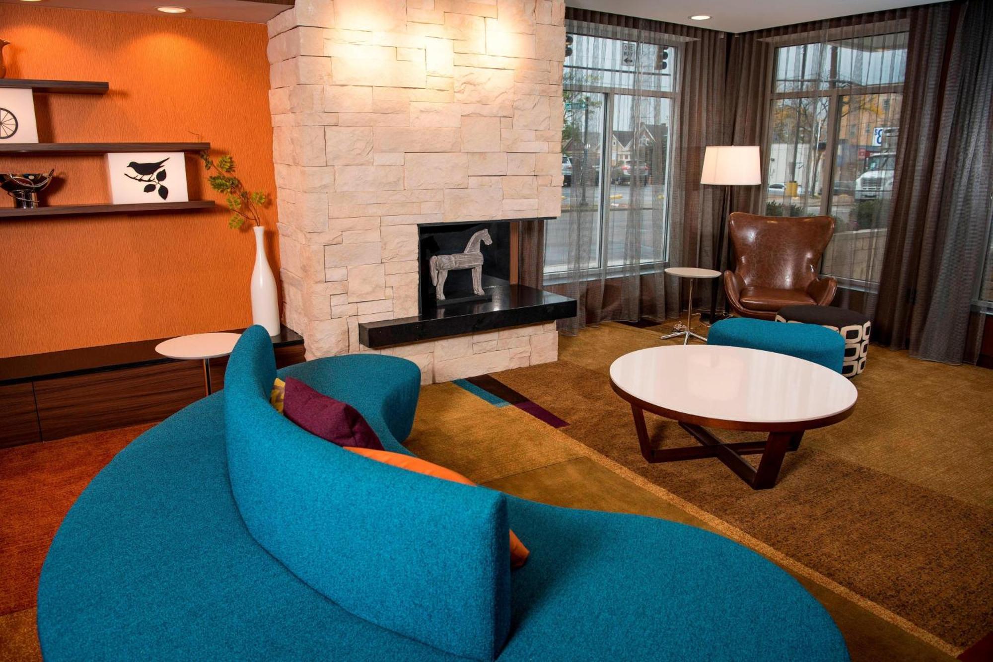Fairfield Inn & Suites By Marriott Cincinnati Uptown/University Area Exterior photo
